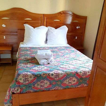 Appartement Moderne A Pointe Noire 36 M² Piscine & Jacuzzi 外观 照片